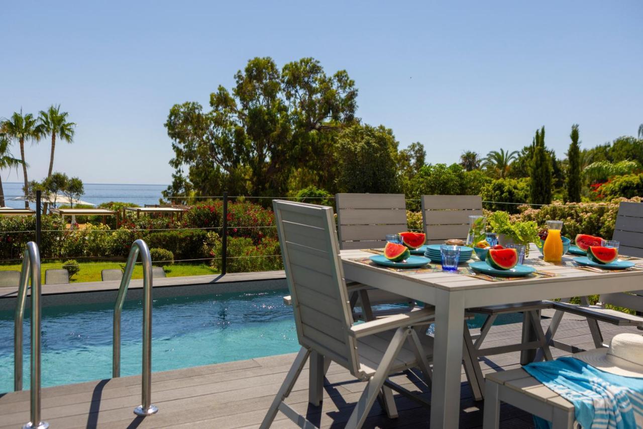 Protaras Sunrise Zen Seafront Villa ภายนอก รูปภาพ