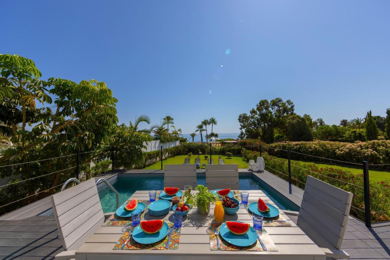 Protaras Sunrise Zen Seafront Villa ภายนอก รูปภาพ