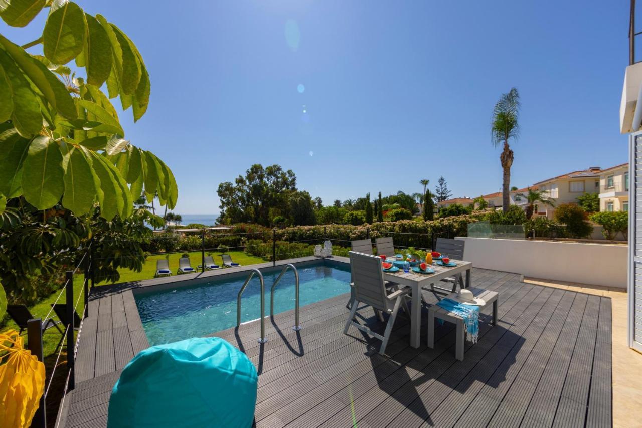 Protaras Sunrise Zen Seafront Villa ภายนอก รูปภาพ